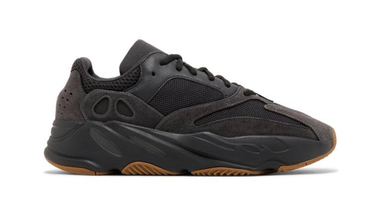 Yeezy Boost 700 ‘Utility Black 2023